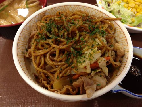 やきそば牛丼